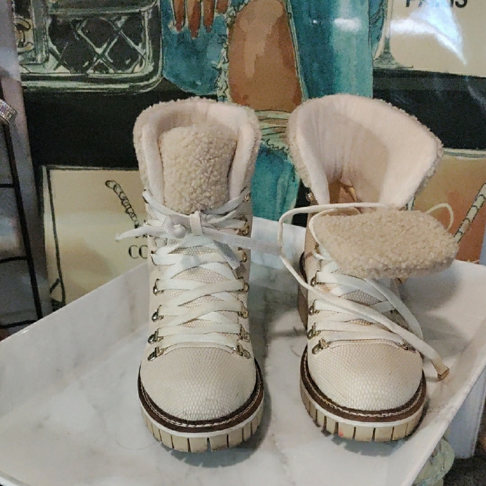 JLO JENNIFER LOPEZ       Women's Cream Avana      Lace-Up Boots SIZE 11